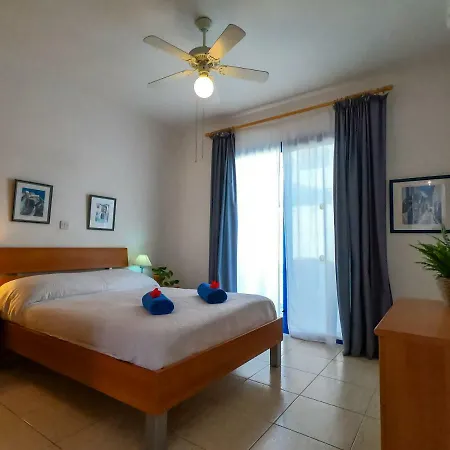 Ron's Pergola * Paphos