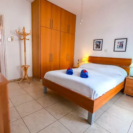 Ron's Pergola Apartament Paphos